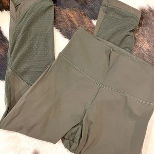 Olive Green Lululemon Cropped Leggings